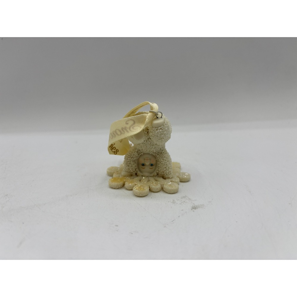 Dept 56 2004 Vintage Snowbabies Flippin On a Flake Miniature Ornament 56.69537